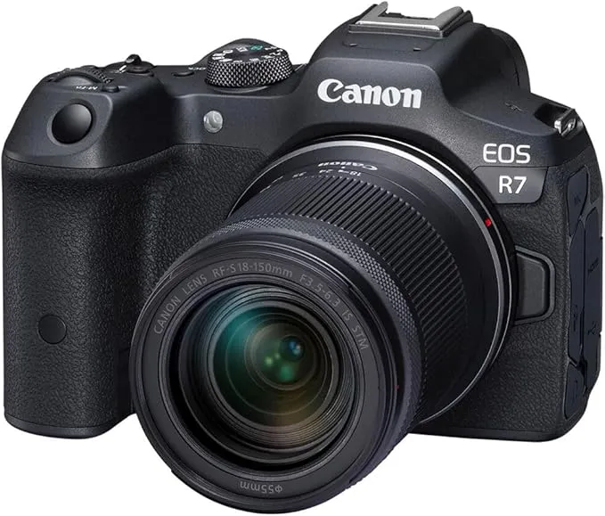 EOS R7 RF-S18-150mm F3.5-6.3 IS STM Lens Kit